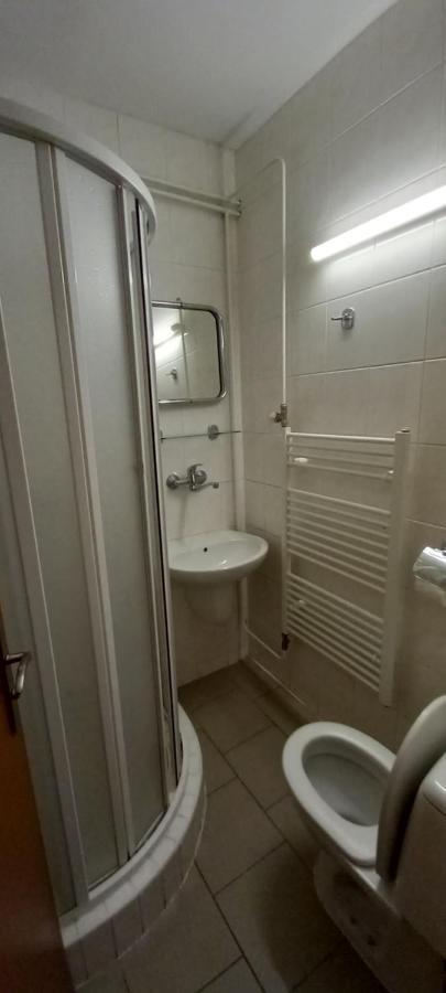 Expres Atack Penzion Brno Exteriör bild