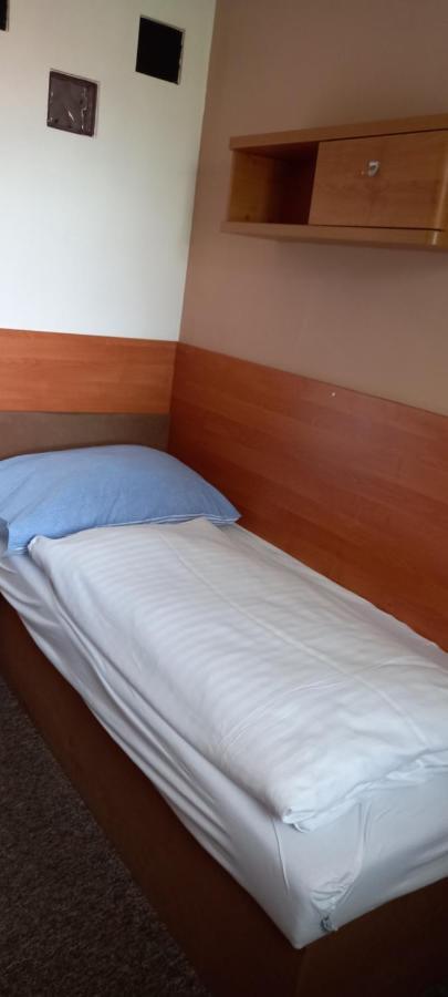 Expres Atack Penzion Brno Exteriör bild